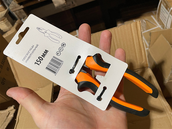 Плоскогубцы комбинированные 150мм  Китай